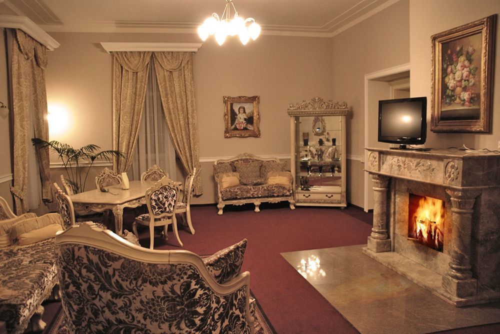 Отель Zamek Kamenny Dvur Mostov Экстерьер фото